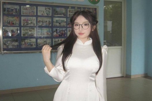 Em học sinh nứng lồn thích được rong rêu